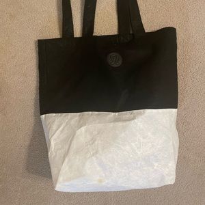 LULULEMON BAG
